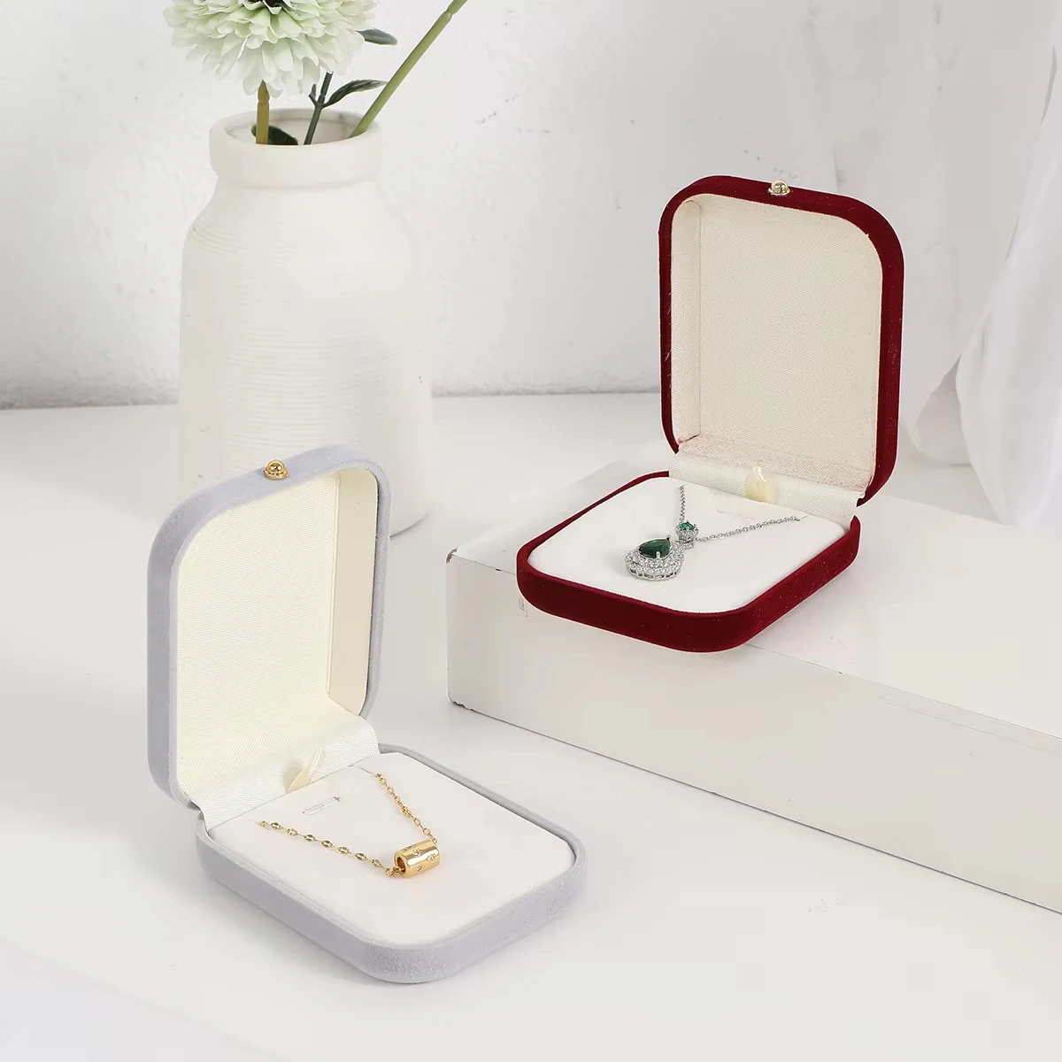 Velvet Necklace Display Box Jewelry Gift Case Pendant Presentation Box Storage Organizer for Women and Girls