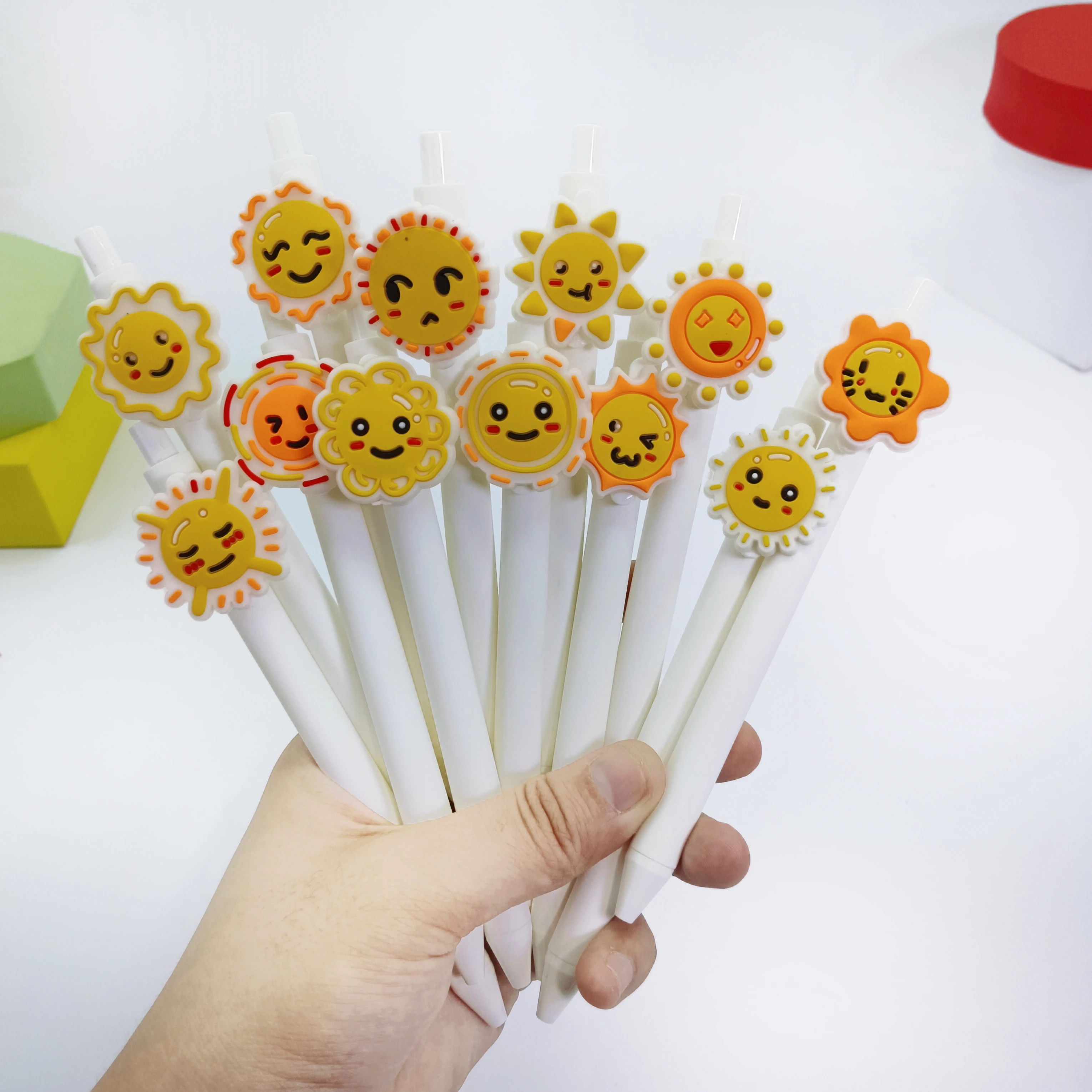 

12PCS Sunshine Sun Theme Pattern Patch Pen, White Press Neutral Pen, Learning Office Stationery Ballpoint Pen