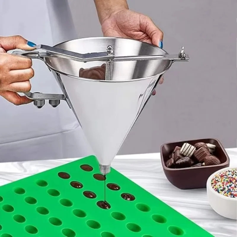 

Stainless Steel Metal Cooking Funnel for Catering Hotel Restaurant and Confectionery Durable and Practical