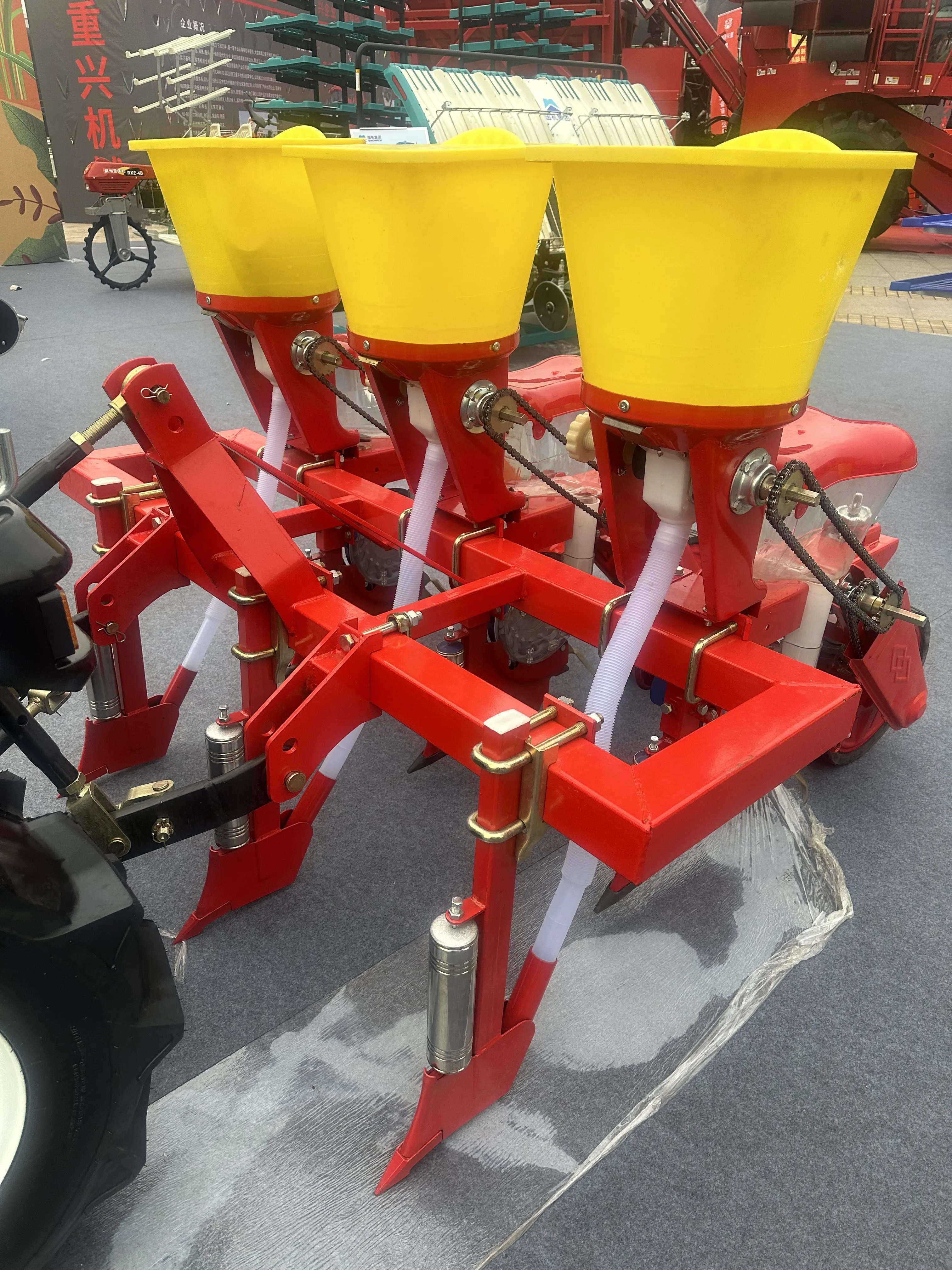 【Hot】Exquisite 3-Row Seeder Planter for Corn Soybean Cotton 6