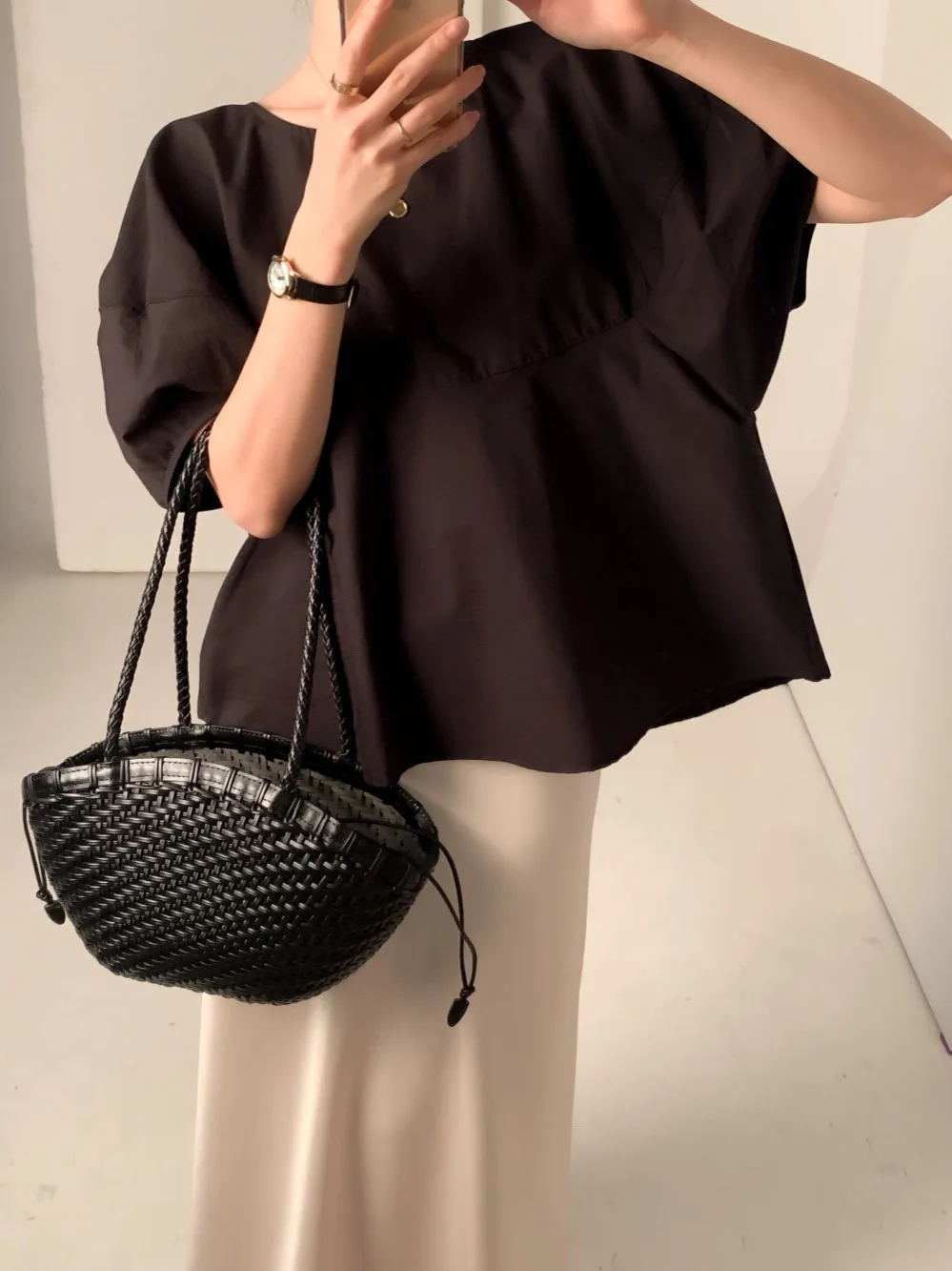 Csa Fena de Manga Bufante com Decote Redondo, Solta, Estilo Simples e Doce, Tendência em Aodão de Cor Sólida para o ...