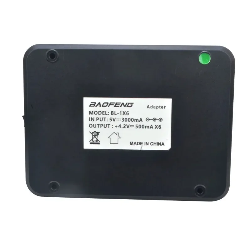 Baofeng BF-888S BF-888H BF-88E BF-777S BF-666S Walkie Talkie Carregador de seis vias Carregador multi-unidade de 6 bolsos 110-240V