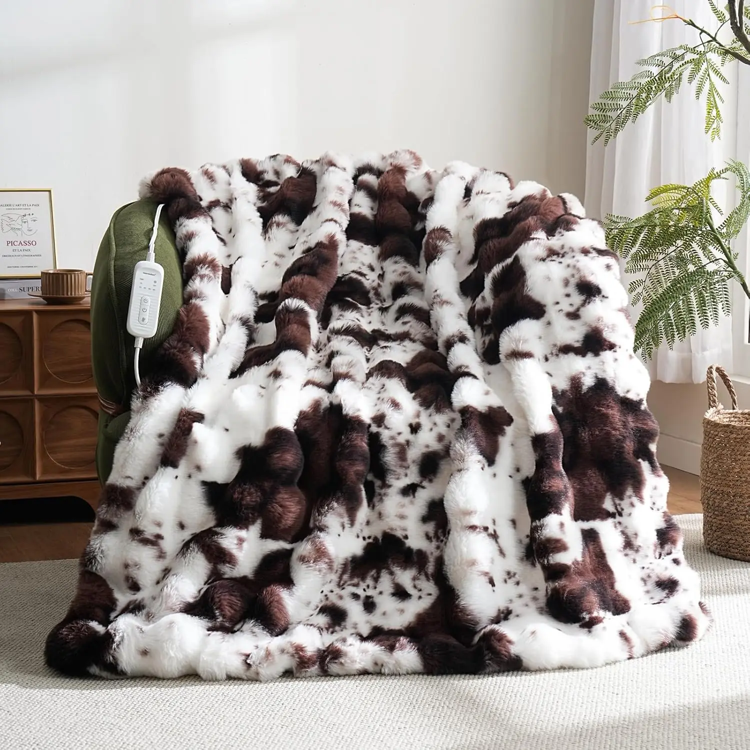 

Cow Print Electric Heated Blanket, Soft Faux Fur, 8 Heat Settings with Overheat Protection, Quick Heating for Cozy Comfort