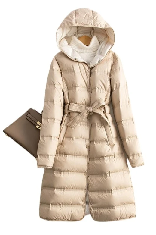 Kurtka puchowa damska na zimę 2026, dojazdy do pracy, z kapturem, zapinana na paski.