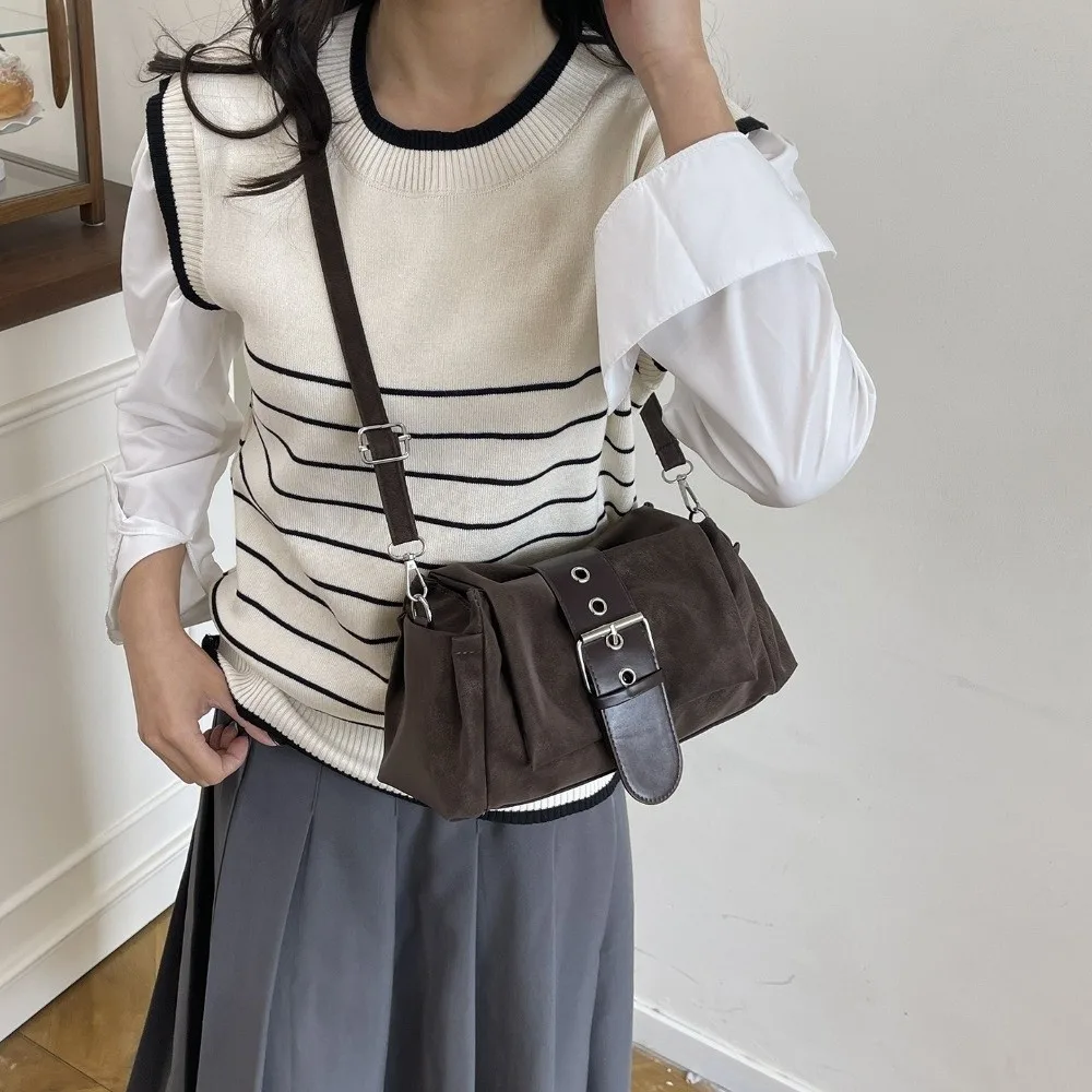 Vintage-Schultertasche mit breitem Lederriemen, Y2k-Unterarmtasche aus Wildlederimitat, große Kapazität, Damenhandtasche