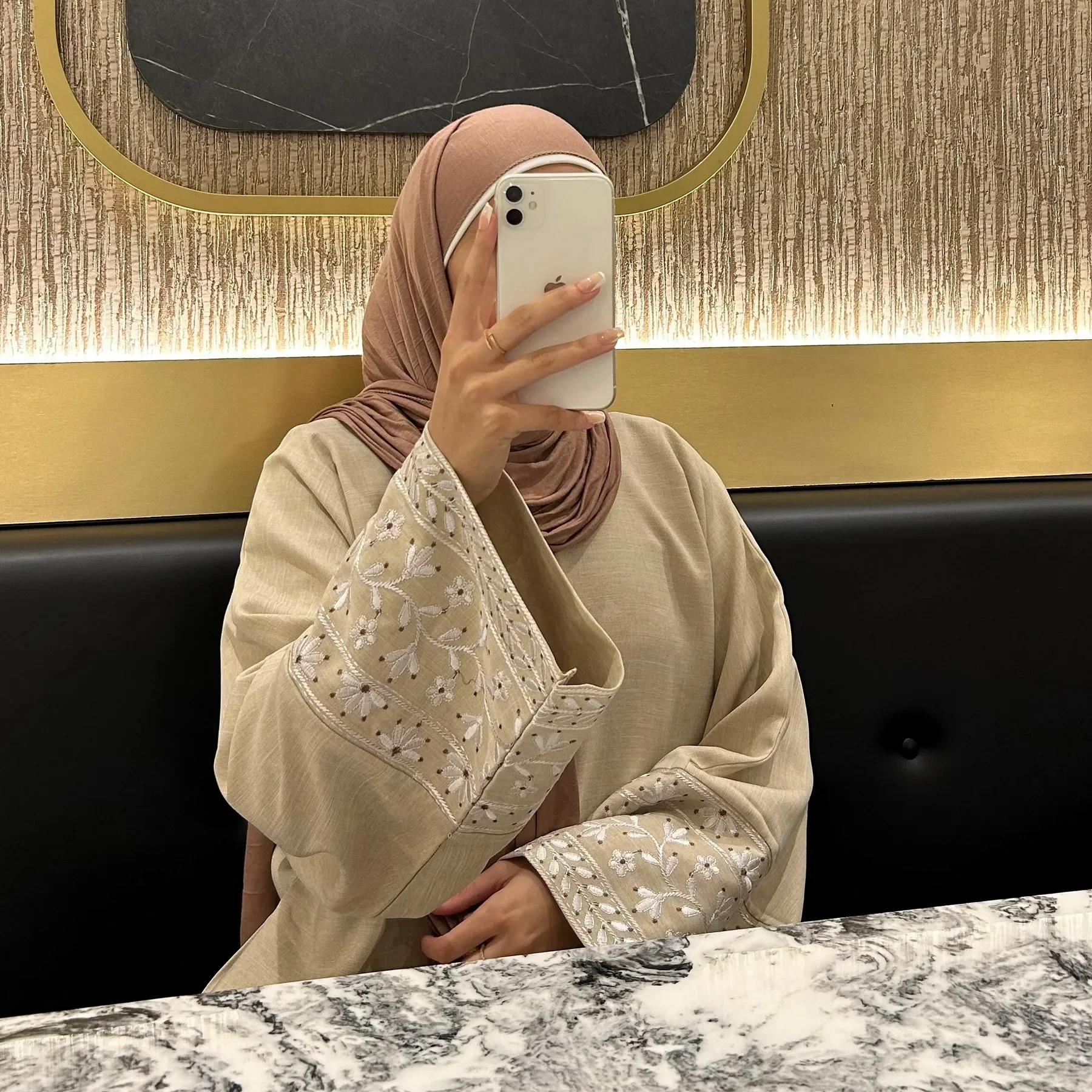 Gesloten Abaya Jurk Dunne Linnen Elegante Geborduurde Effen Abaya Voor Vrouwen Dubai Kalkoen Moslim Hijab Jurken Ramadan Islam Kaftan