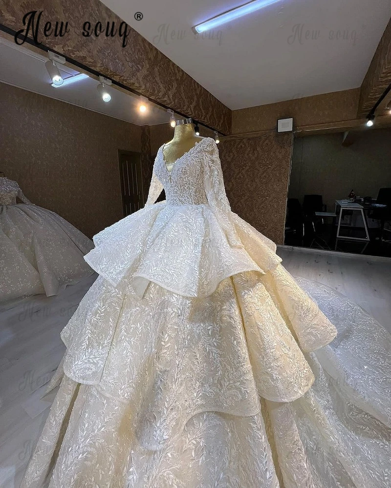 Vestidos de casamento personalizados Appliqued Princesa Lace V Neck, manga comprida, vestido de noiva em camadas, marfim, luxo, 2023