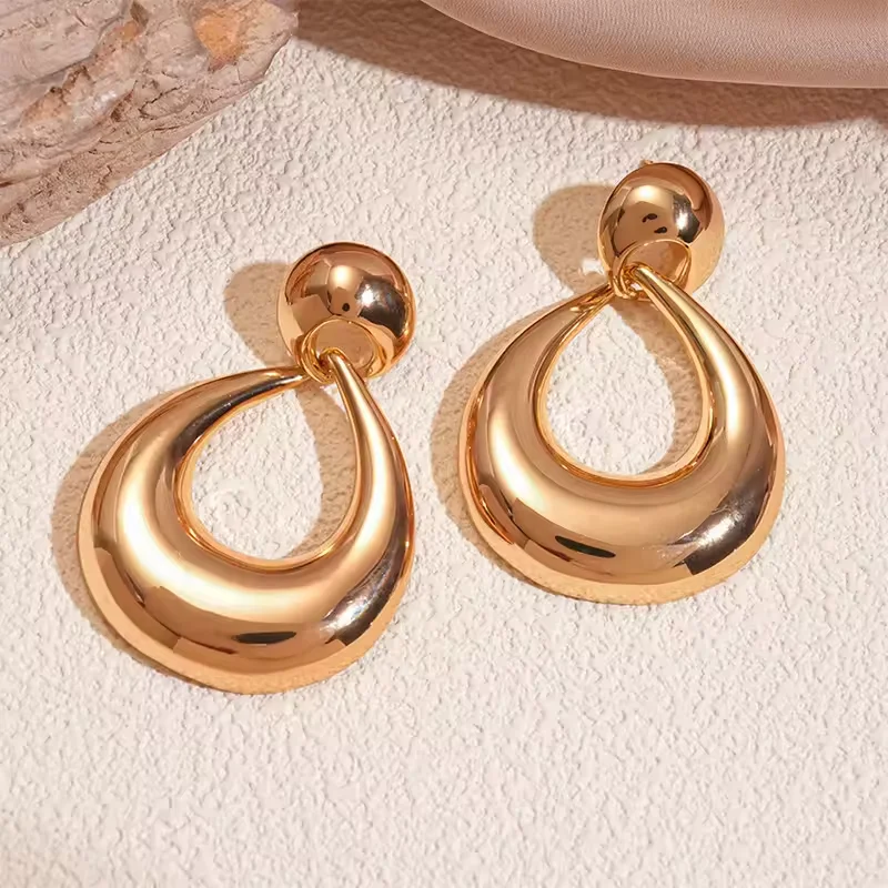 

MIUYF008-DA Exaggerate Metal Elegant Earrings Women Jewelry Fashion Trendy Delicate Accessories Party Gifts Accessories