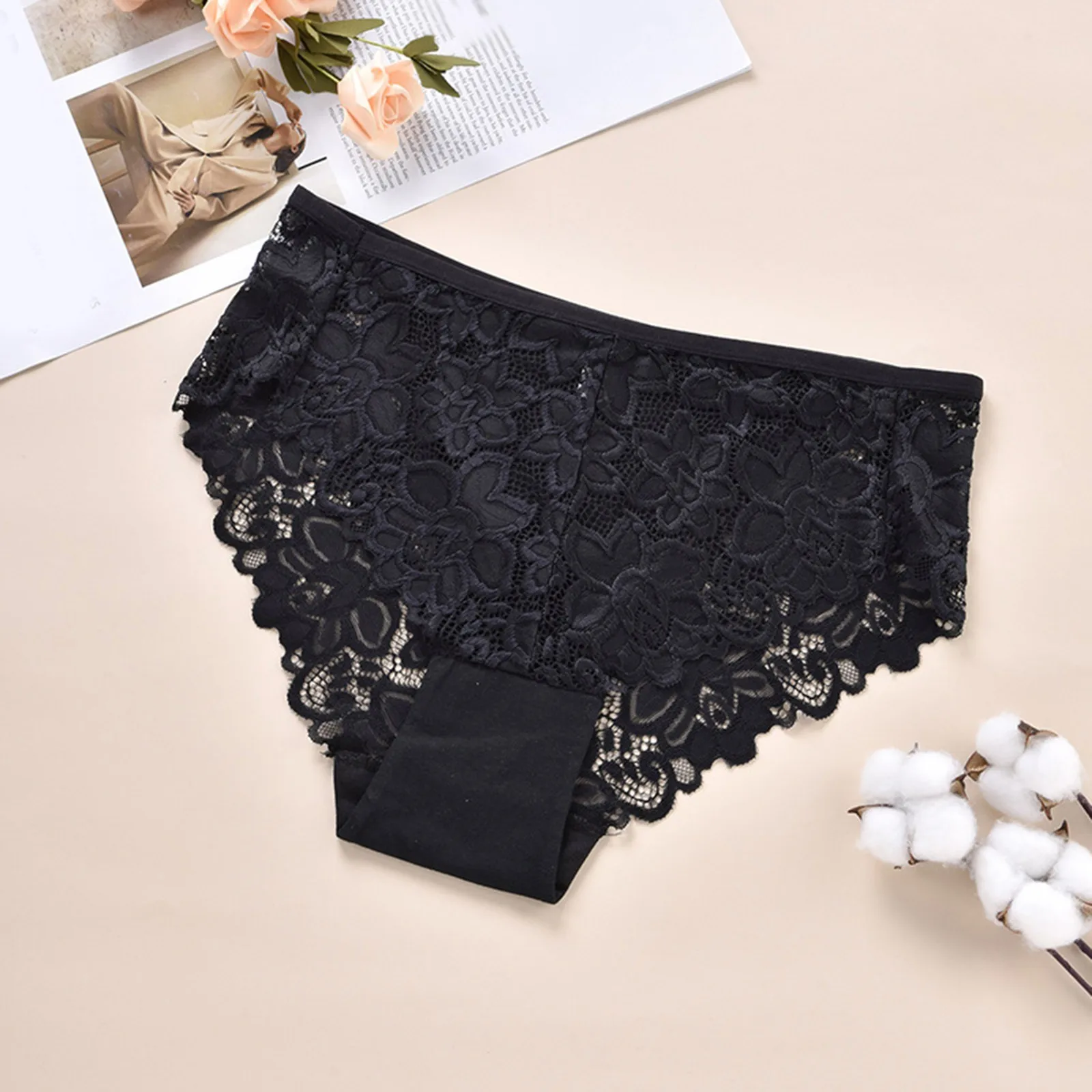 Plus Size Women Lingeries L-4XL Lace Briefs Panties High Waist Sexy Lingerie Comfort and Soft Underwear Hollow Out Underpanties