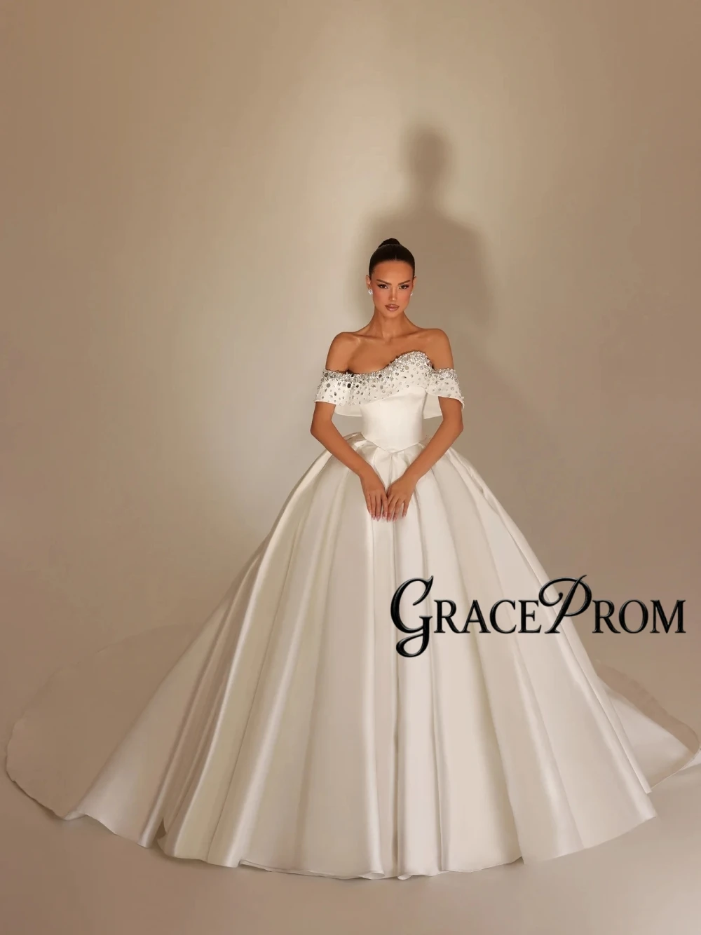 New Arrival Flowing Satin Wedding Dress Beaded Off-the-shoulder Customized Ball Gown For Women Elegant Charming Long Train Wear