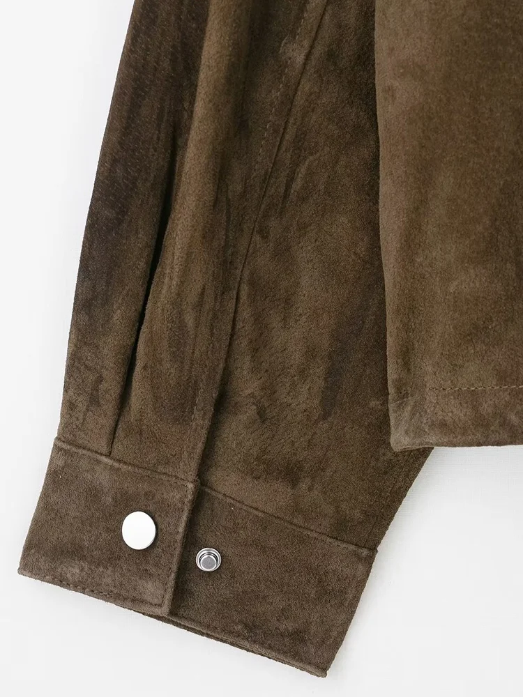 เสื้อแจ็คเก็ตบอมเบอร์หนังเทียมแฟชั่นผู้หญิง แขนยาว มีกระเป๋าปะด้านหน้า เสื้อคลุมผู้หญิง สไตล์เก๋ไก๋