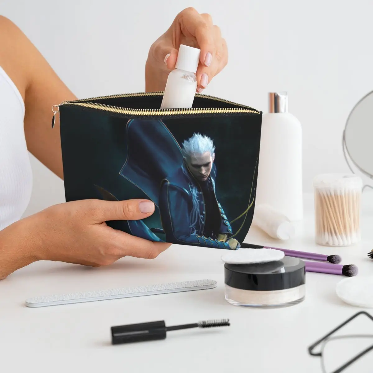 

Vergil From The Devil May Cry Series Women Cosmetic Bag Travel Makeup Organizer Pouch Toiletry Storage Dopp Kit Box