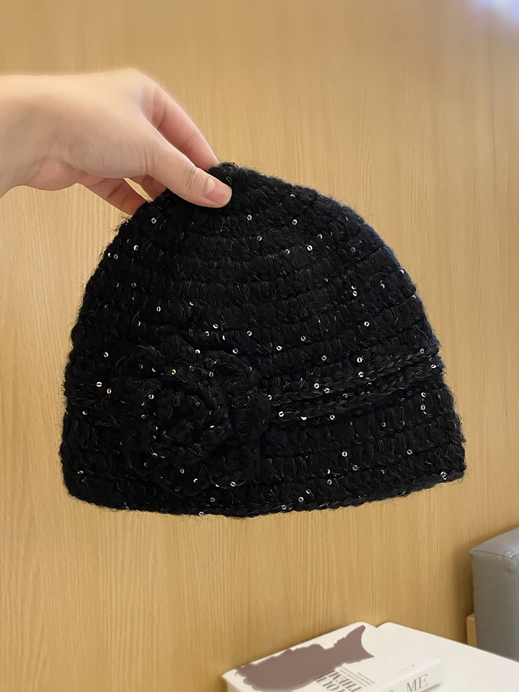 A Unique Women's Beret Hand-crocheted Flower Pullover An Elegant and Versatile Sequined Headpiece for Autumn and Winter Hat