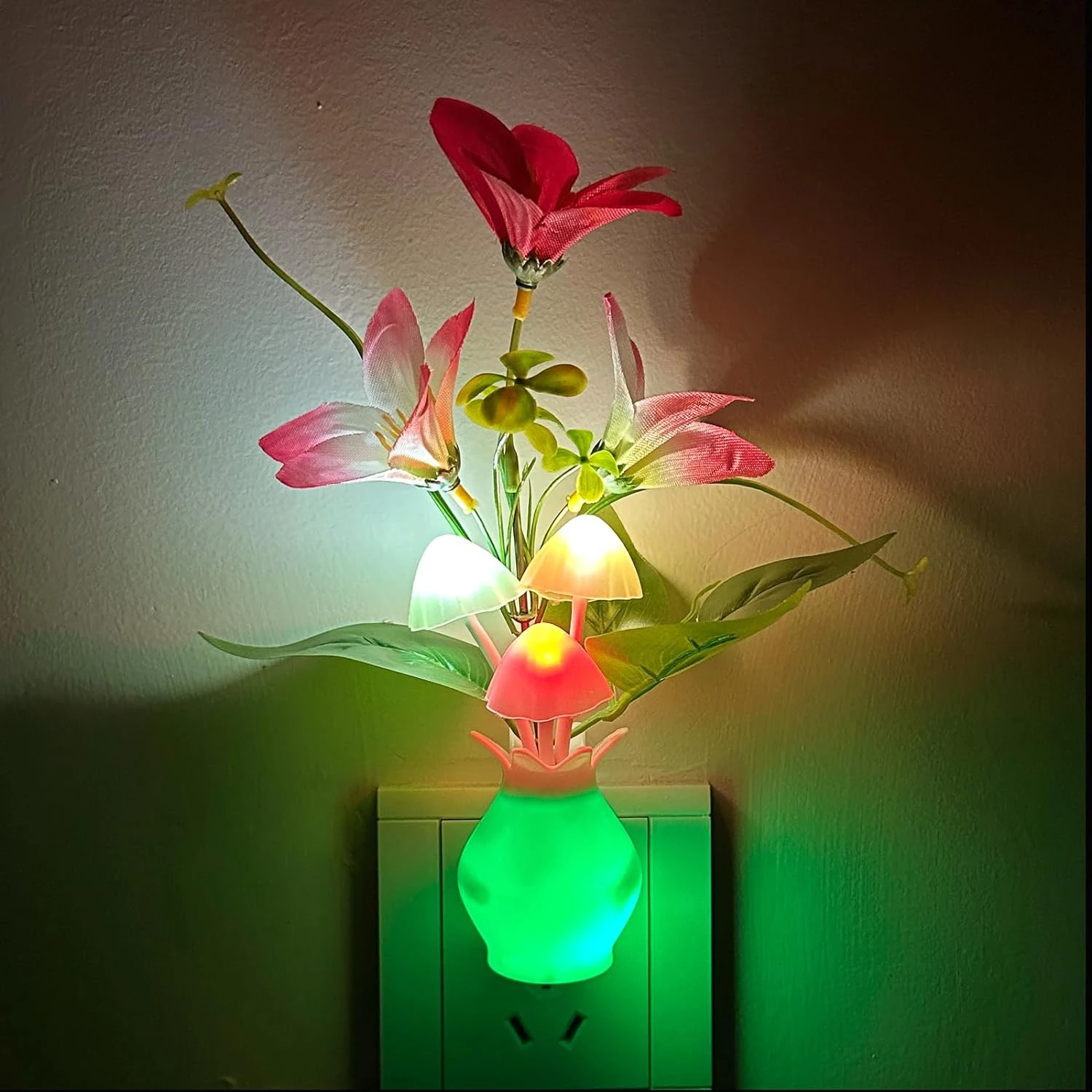 with this sophisticated and luxurious Mushroom Lamp. Add a touch of glamour to your living space by transforming your room into