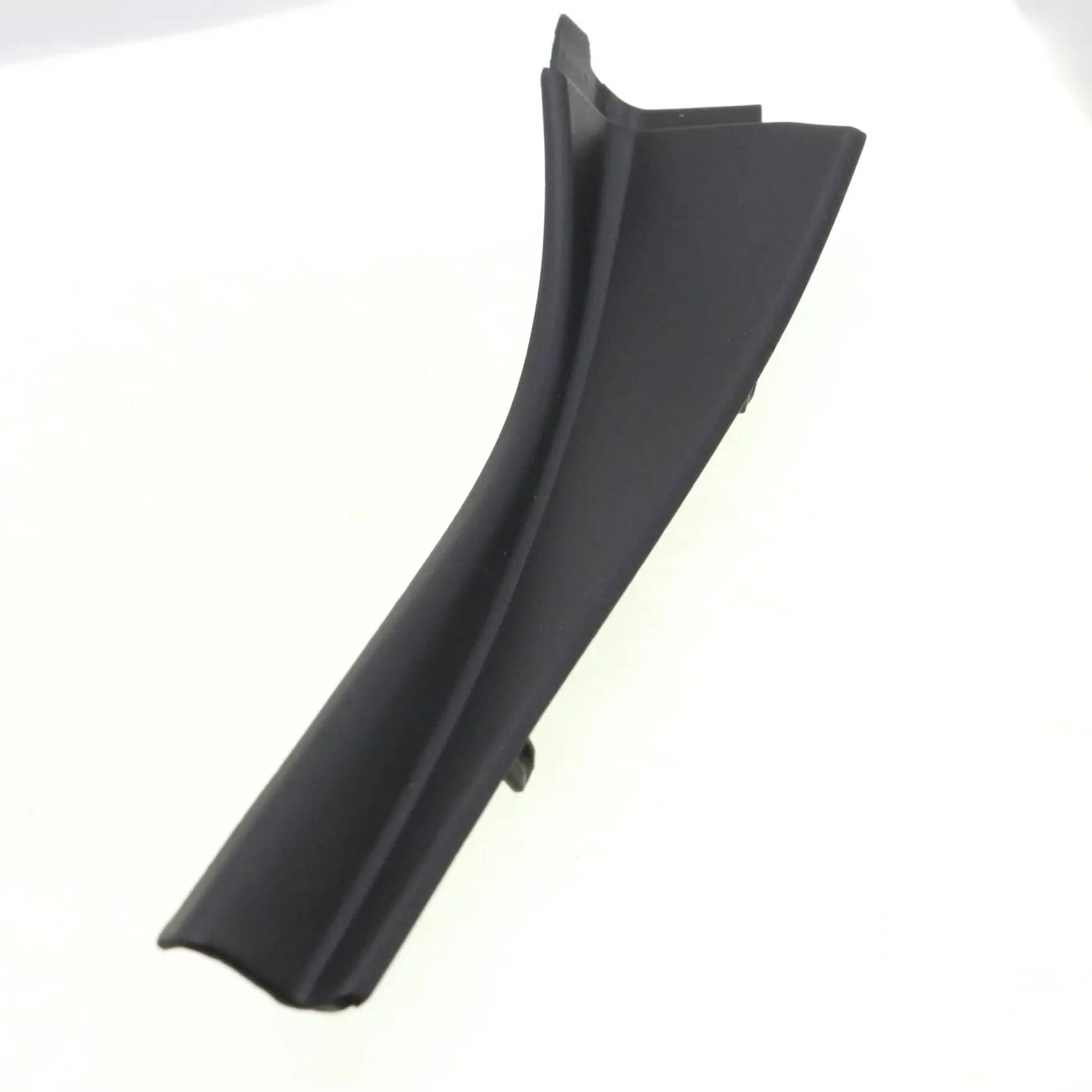 

1 x Right Front Wiper Side Cowl Extension Cover Trim For Nissan Qashqai J10 2008-2015 66894‑JE20A & 66894JE20A Black ABS Plastic