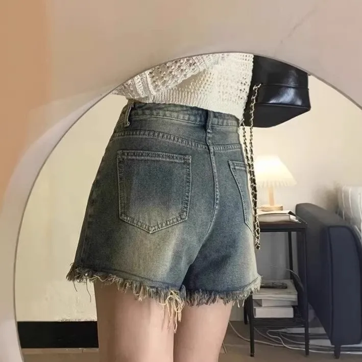 

Retro Denim Short Shorts Women Summer Sexy Spicy Girl Frayed Design Thin Small Size Wide Leg Hot Pants Outdoor Wear Casual Hi...