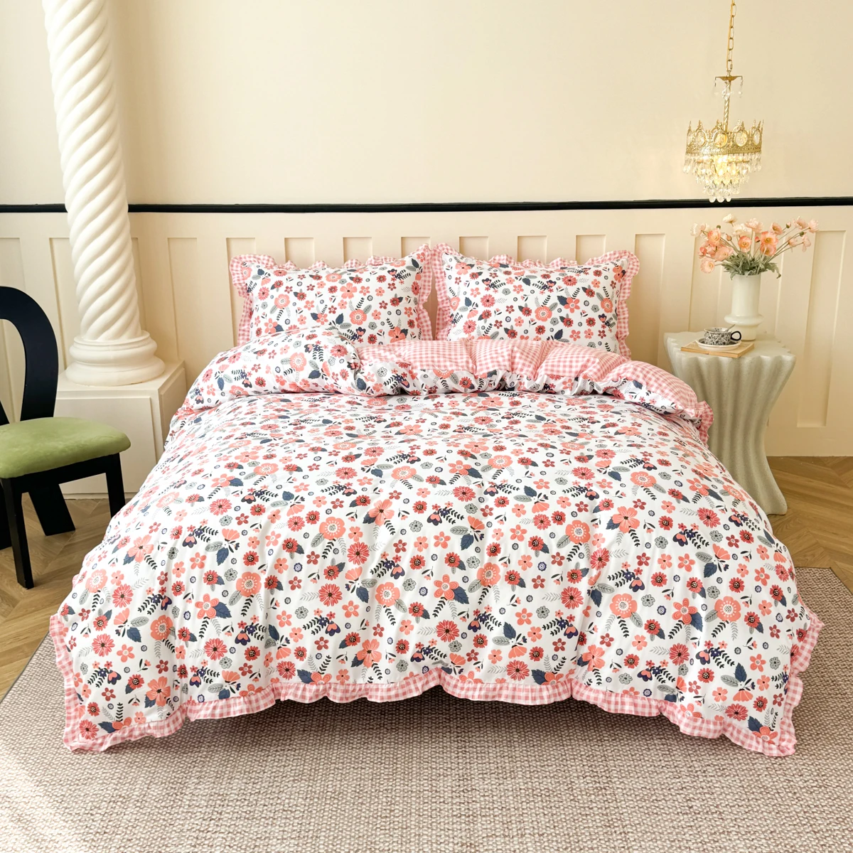 

3-Piece Pink Floral Pastoral Style Duvet Cover Set, Ultra-Soft, Breathable and Comfortable Bedding, with Ruffled Lace Trim (2 Pillowcases + 1 Duvet Cover Without Filling) Suitable for Bedroom/