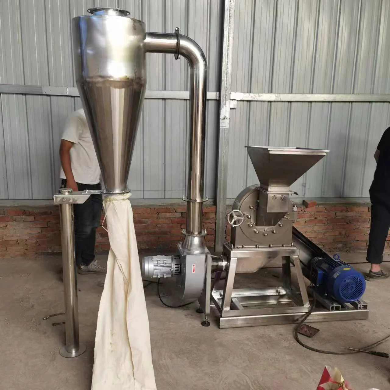 Hot Selling Corn Wheat Grain Pulverizer Mill Stainles Steel Spice Pulverizer Machine Mini Henna Powder Grinding Machine