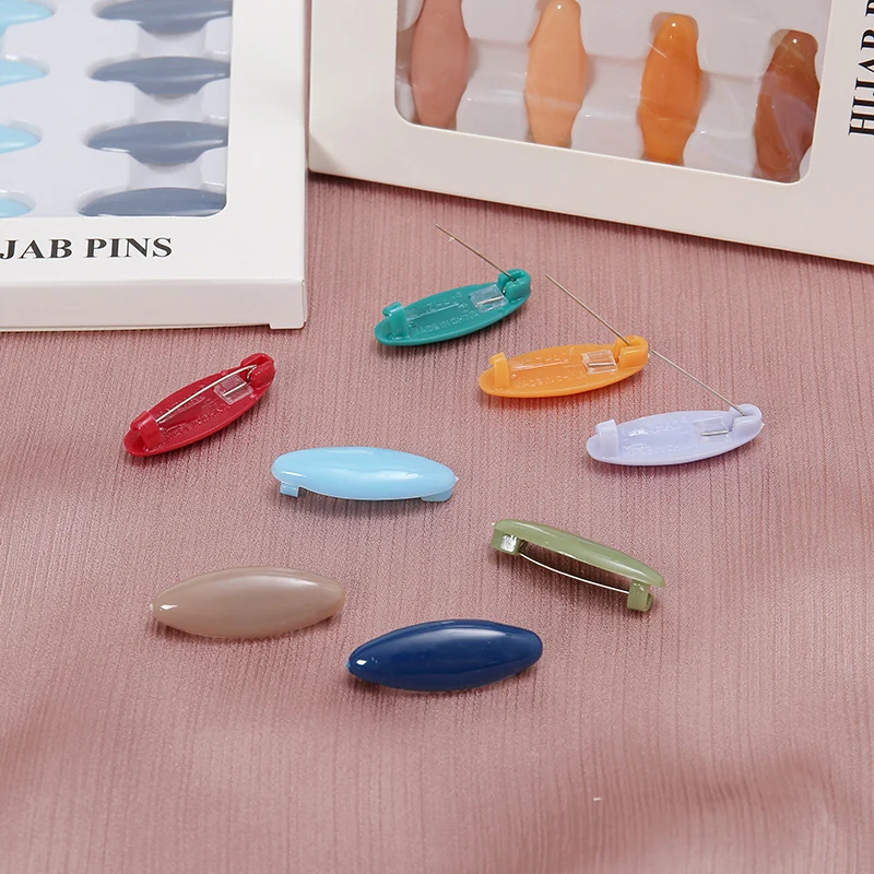 Moda colores mezclados hebilla bufanda Hijab Clip Pins para mujer musulmana accesorios ovalados transparentes broches Pins 8 unids/caja