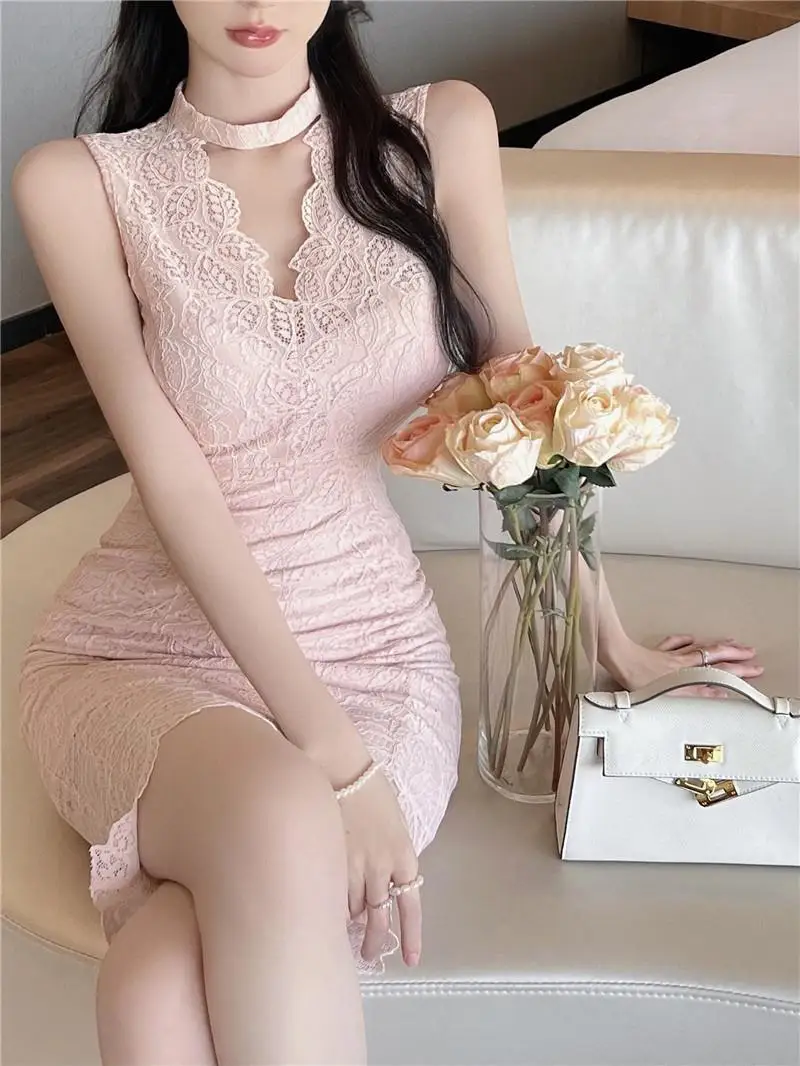 Kimotimo Sexy Sleeveless Pink Lace Dress Women 2024 New Retro Halter Slim Wrapped EveningDresses Sweet Temperament Y2k Vestidos