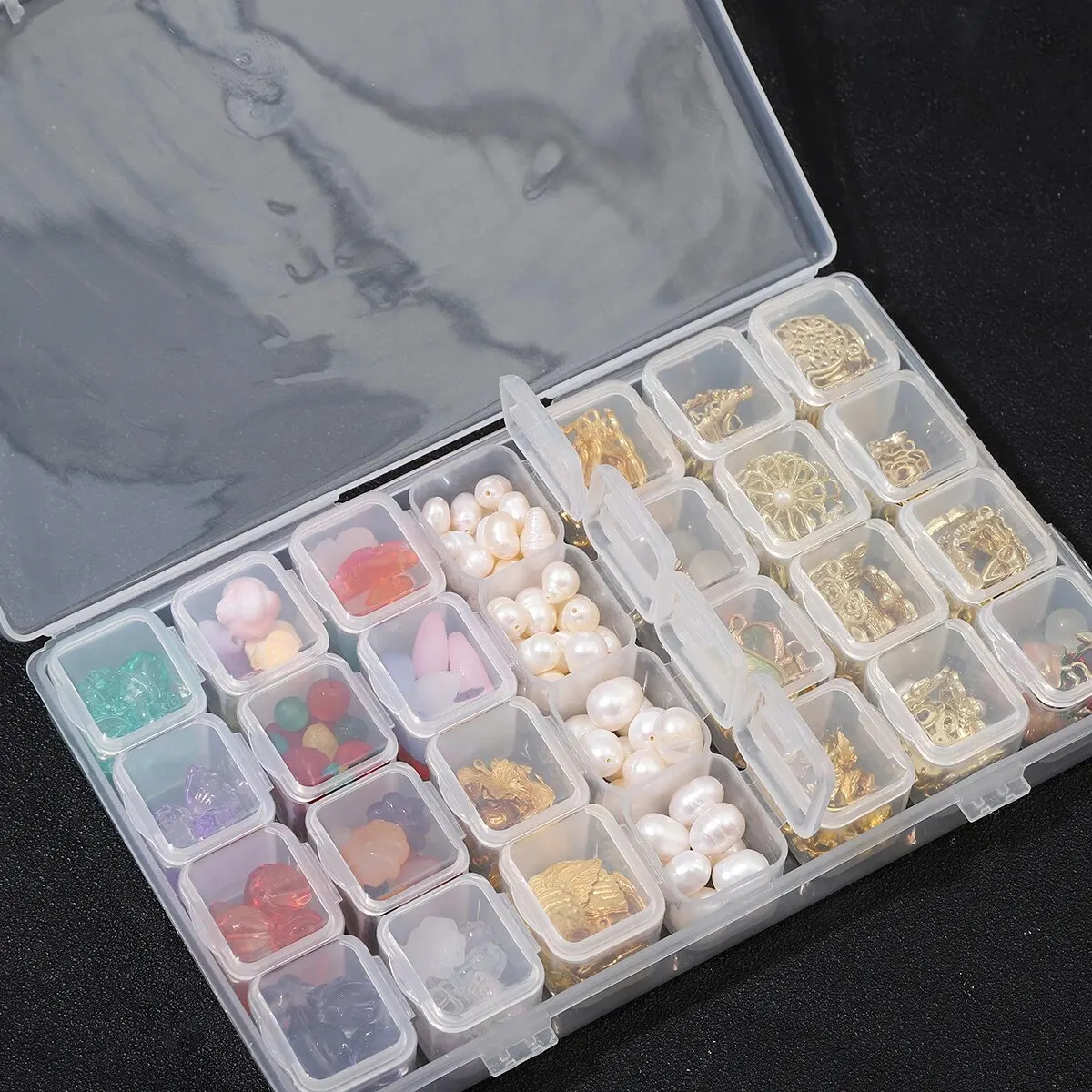 28 Grid Nail Diamond Box Plastic Empty Box Mini Detachable Decoration Pearl Small Rivet Semi Transparent Storage Box