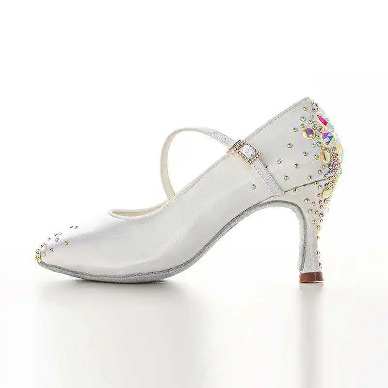 Кроссовки, современная танцевальная обувь для женщин, атласная атласная обувь для вальса на домашней подошве, профессиональная обувь для латинских танцев, сверкающие бриллианты