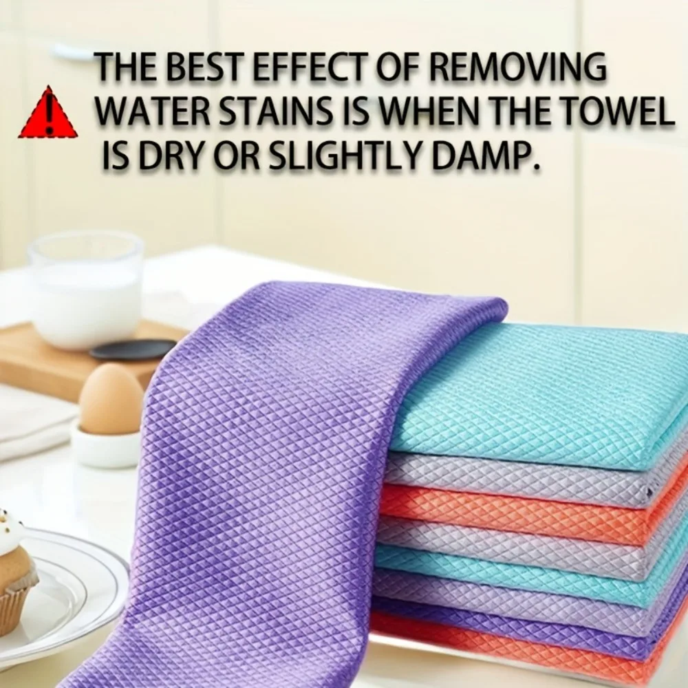 

Magic Cleaning Cloths for Glass Streak-Free & Water Stain Removal for Windows, Mirrors & Car Glass No Lint Left