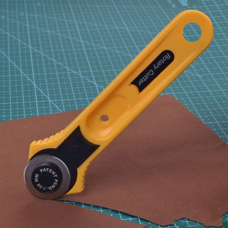 28/45mm Rotary Fabric Cutter For Fabric Card Paper Sewing Quilting Roller Fabric Cut Tailor Scissors Tool Dress Clothes Making