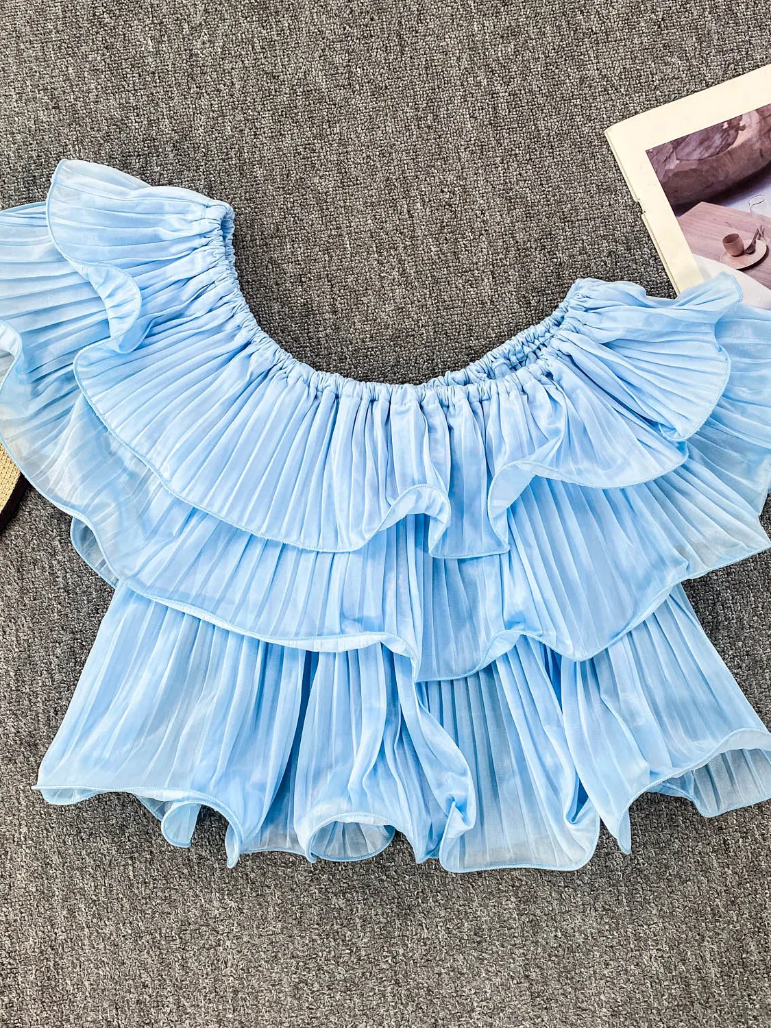

Trendy Sweet Spicy Girl One oulder ort Puffy Hem Flounce ort Skirt Design Women's Chiffon Top Korean Sle Loose Fit