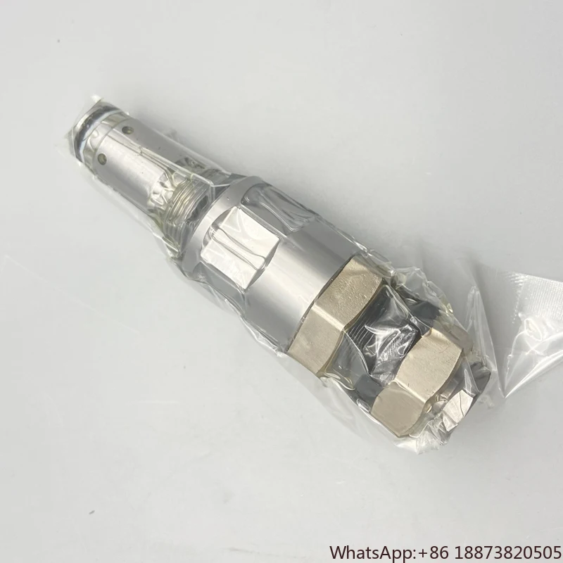 Applicable to Komatsu PC200 PC220 PC240 PC300 PC360 PC400-7-8 distributor main gun overflow valve safety valve