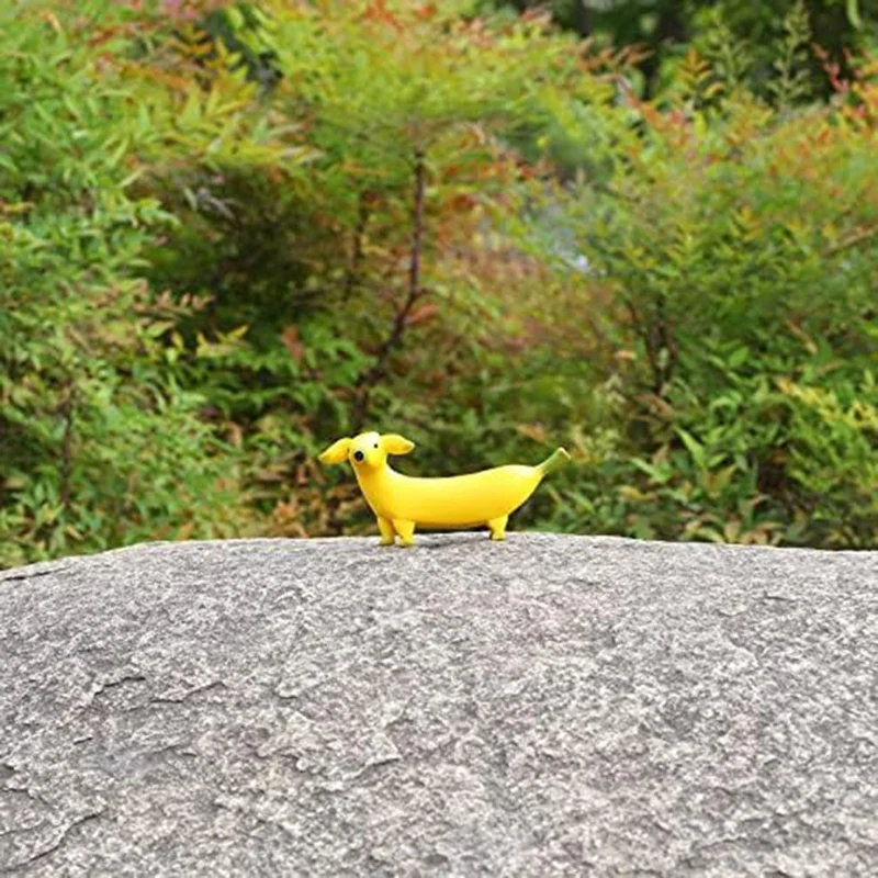 

Милые садовые статуи собаки-банана, украшения, желтые садовые статуи, фигурки, украшения, смоляные гномы, забавные для дома-AT35