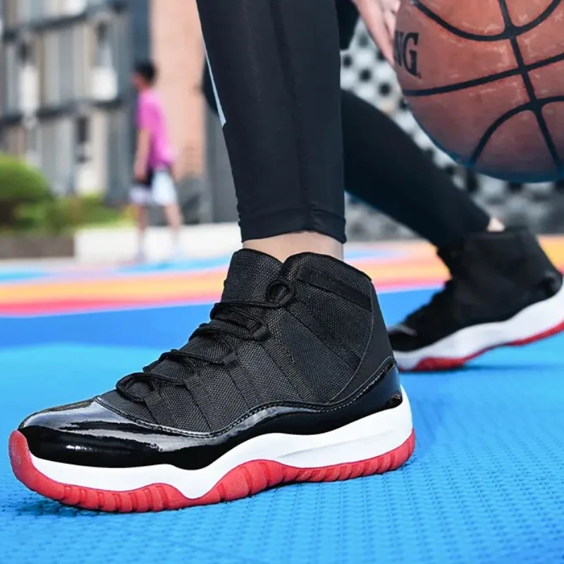 

Thick-soled Cushioning, Rebound, Shock Absorption, Outdoor Grip, Anti-slip, Casual Men's Large-sized Mid-top Basketball Shoes