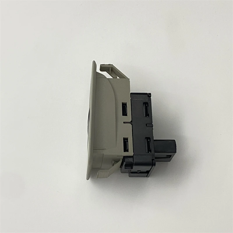 61319113772 Automobile Accessory Window Lifter Switch 61313415653 61313424601 For BMW 5 Series E60 520i 523i 525xi X3 E83