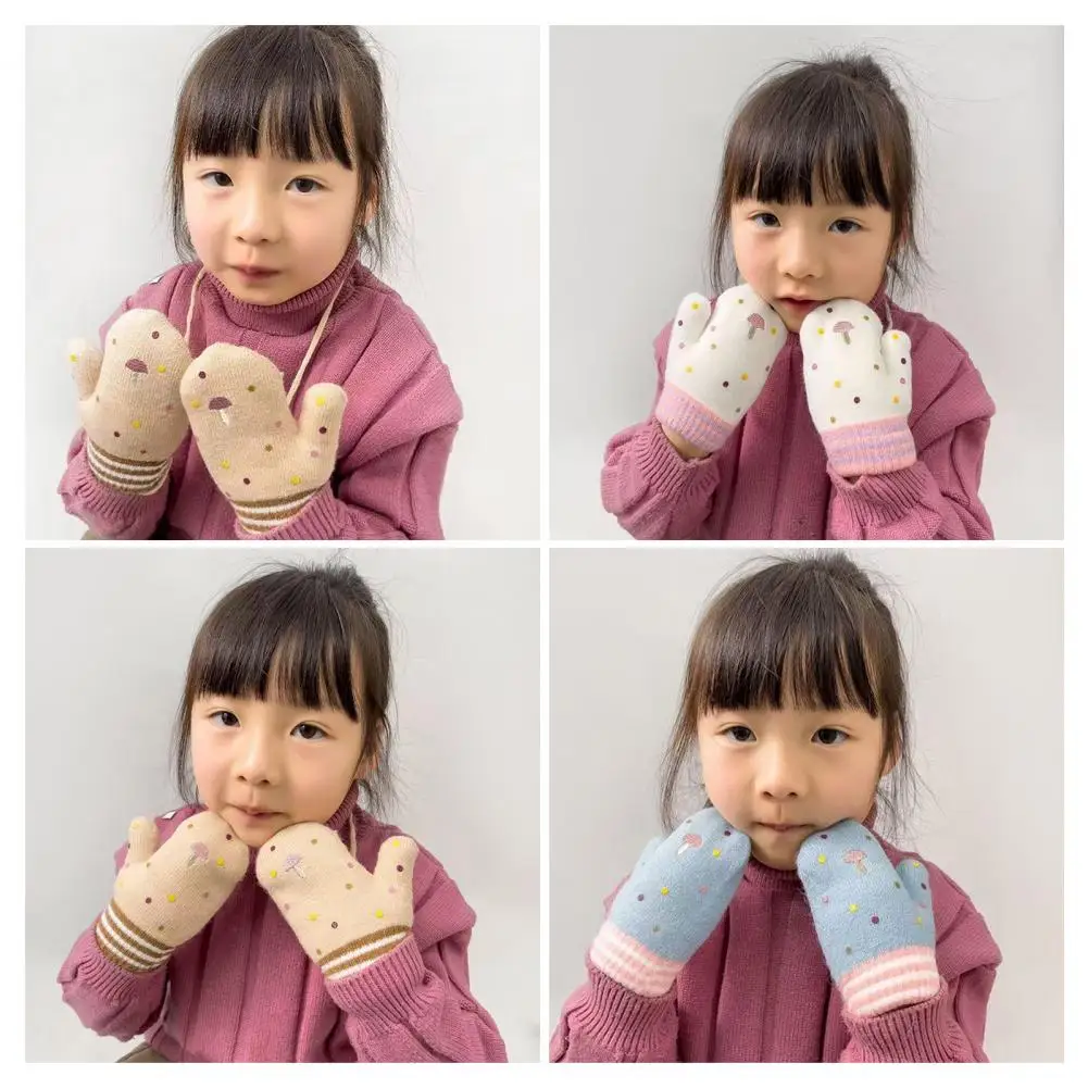 子供用手袋、子供用冬物アクセサリー、子供用冬用手袋、ふわふわ素材の可愛いデザイン、暖かい裏起毛、防風手袋、男の子・女の子用。