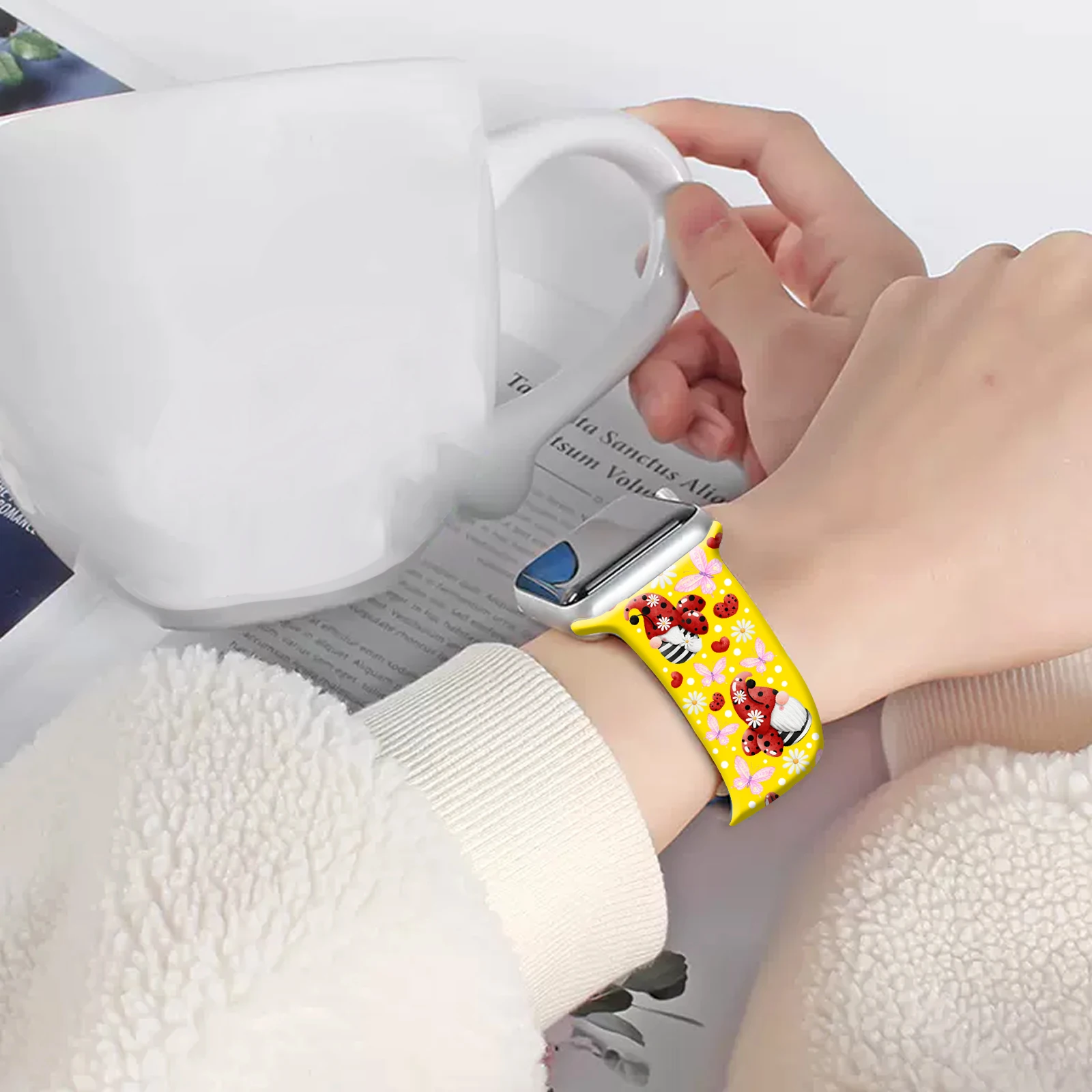 Correa con estampado de la serie Ladybug Spirit para Apple Watch 11 10 9, pulsera reemplazable de silicona para iWatch 46/44/42/41mm