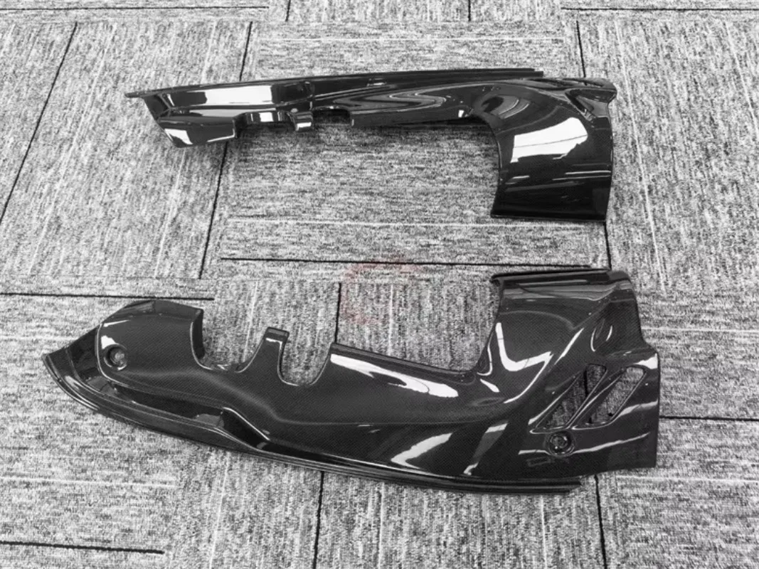 For 488 Spider Upgrade OEM Style Dry Carbon Fiber Engine Intake Manifold Engine Compartment Interior