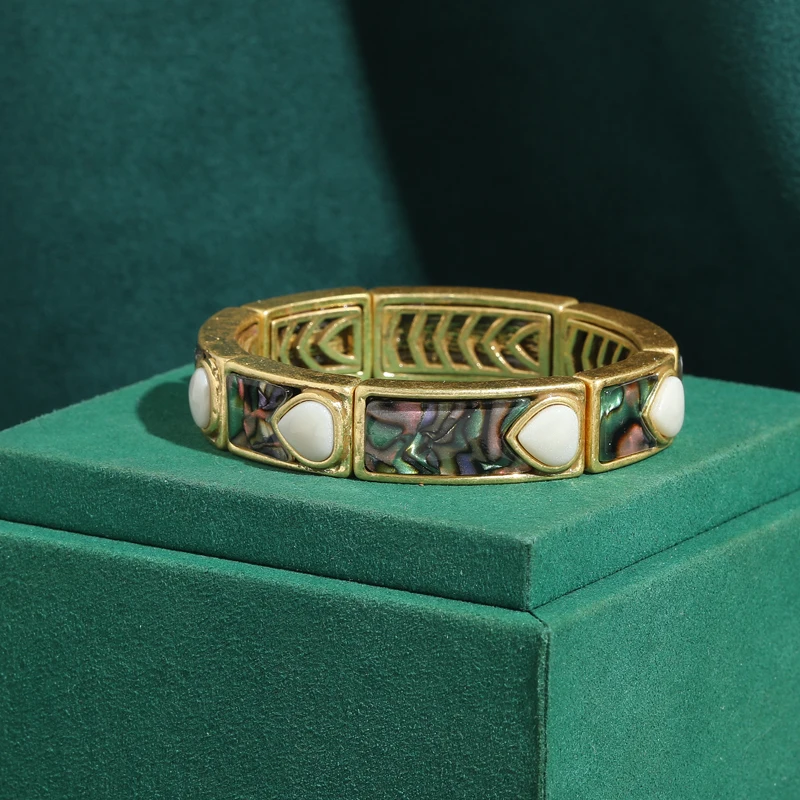 Vintage Round Natural White Sh - Women'S Accessories Trends 2026 评论和价格