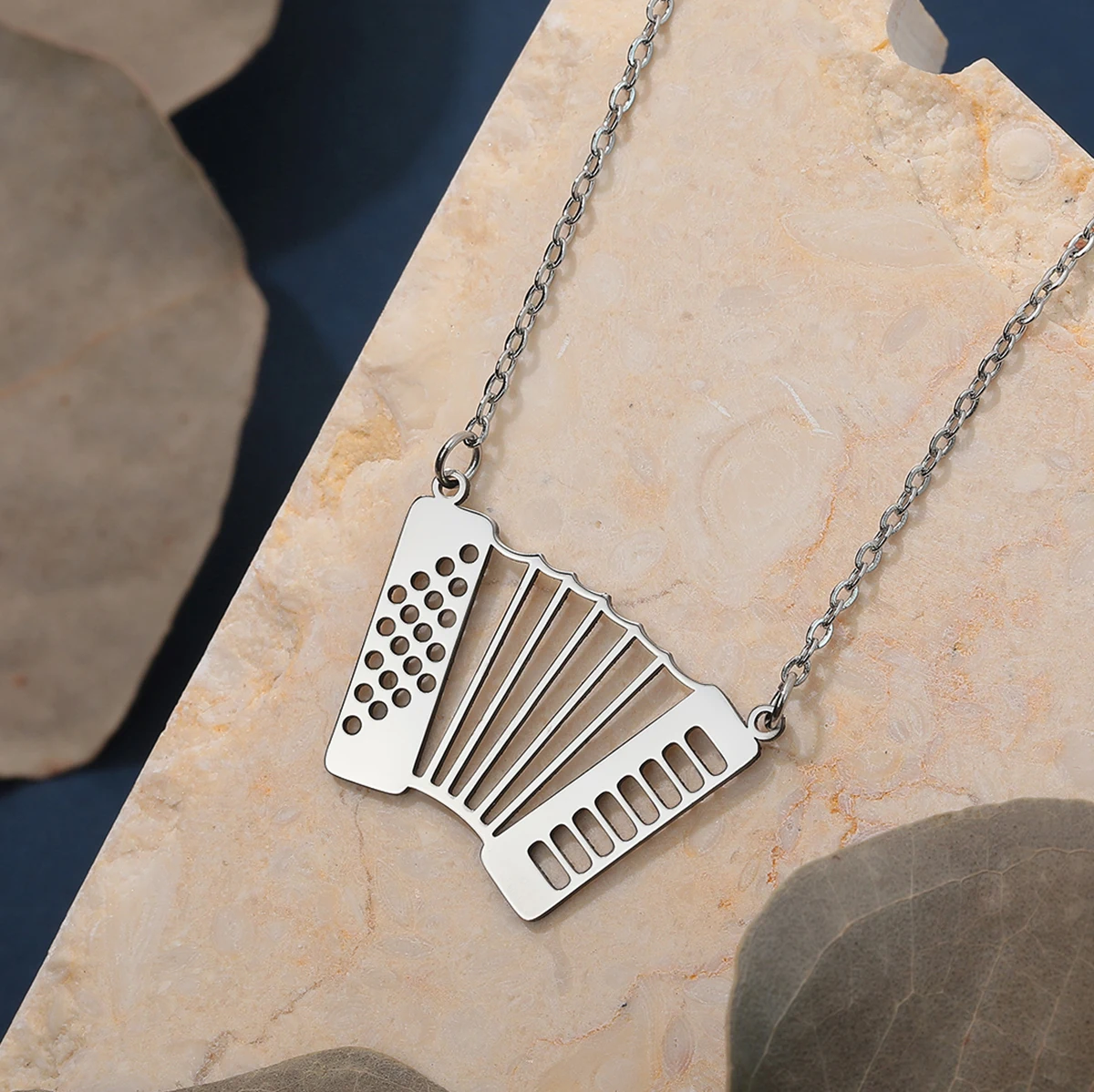 Kinitial Stainless Steel Accordion Musical Instruments Classic Symphony Pendant Necklace For Women Vintage Jewelry Necklace