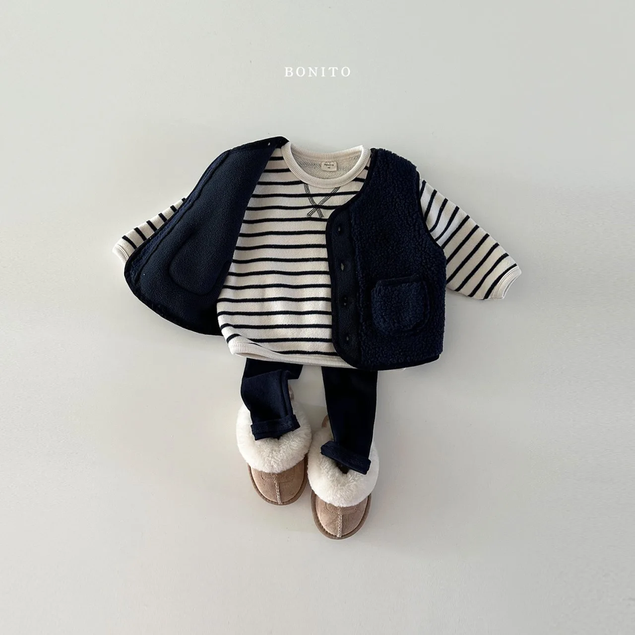 Winter New Baby Fleece Casual Set Infant Cardigan Vest + Striped Tops + Leggings 3pcs Suit Plus Velvet Boys Girls Warm Outfits