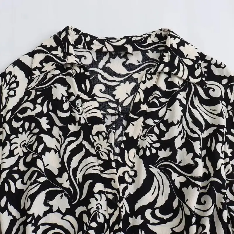 women's-spring-autumn-v-neck-printed-long-dress-2023-fashionable-protective-leggings-sunscreen-clothing-milk-silk-material