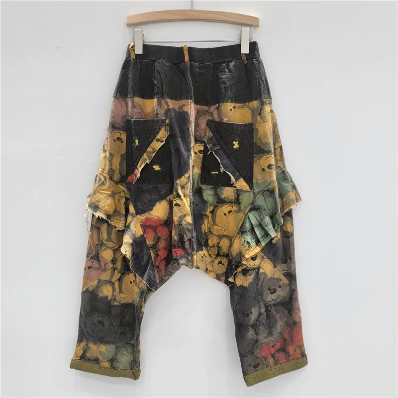 السراويل الفنية الرجعية. طباعة الأزهار، زخرفة كشكش وخصر مرن للحصول على أنيقة ومريحة. اتجاه 2025. #1