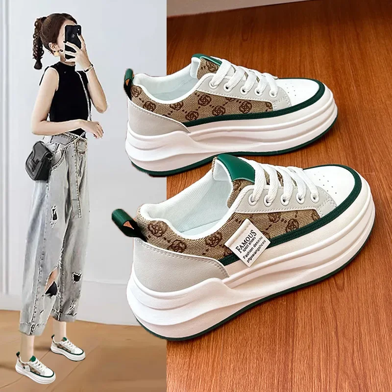 Nuova versione coreana scarpe da corsa da donna studenti scarpe da ginnastica casual con fondo spesso scarpe da Tennis da donna