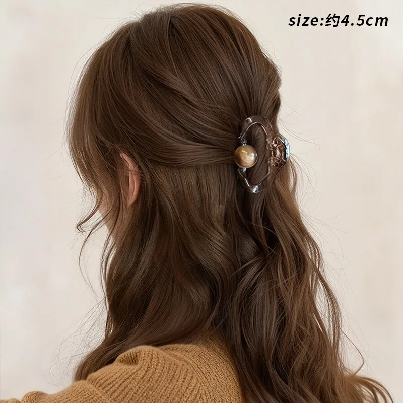Niedliche Mini-Haarklammer für Frauen und Mädchen, süßer Haarschmuck, kleine Klauenklammer, elegante Haarspange, modische Haar-Accessoires. – Detail 7