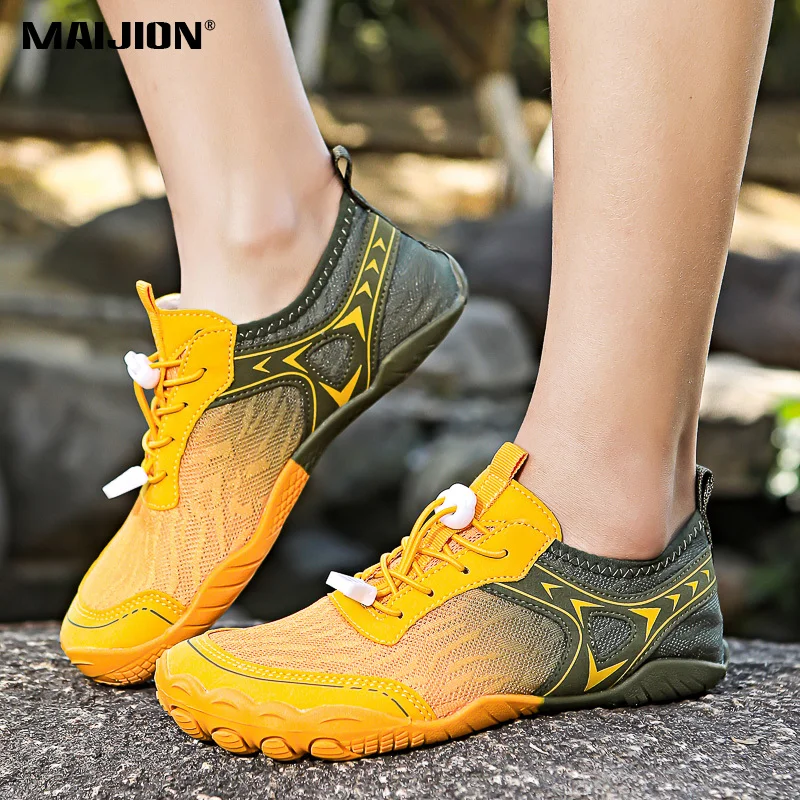 Light Aqua Shoes Men's Quick Dry Wading Sneakers Women Non-slip Water Sports Shoes Light Breathable for Surfing Beach Walking