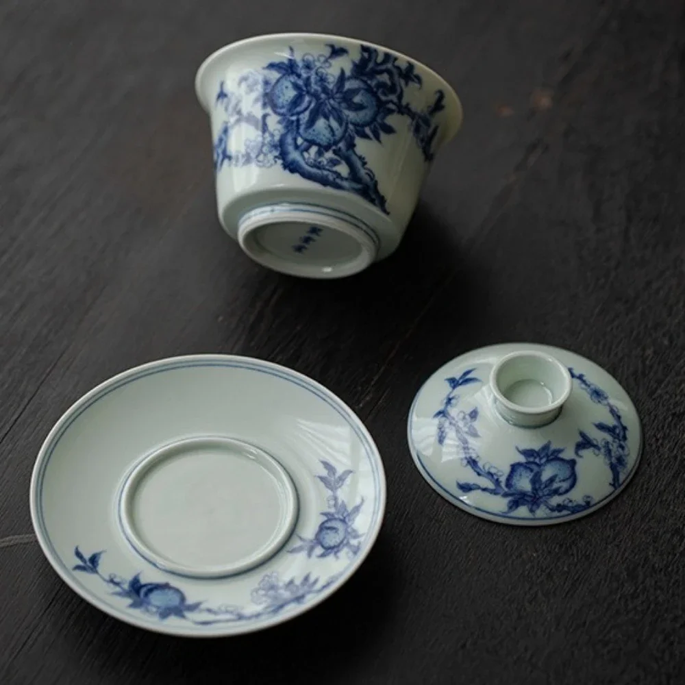 120ML Antique Blue and White Three Talents Cover Bowl Teacup Is Not Hot Retro Handmade Ceramic Kung Fu TeaSet Household Tea Bowl