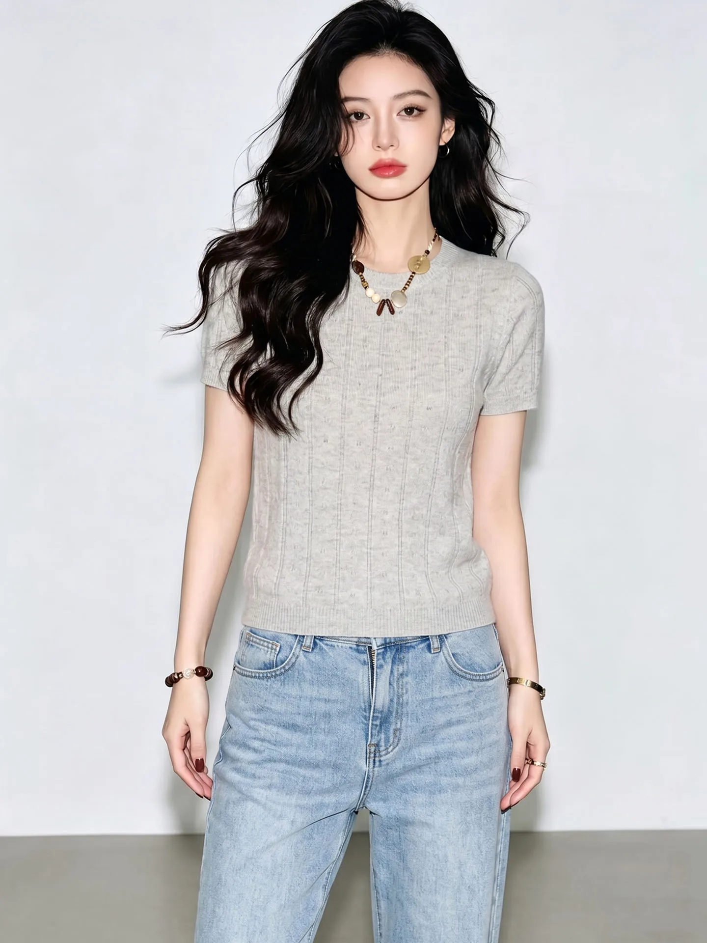 

Korean Style Commuter Versatile Simple Short Sleeve Knitted Shirt Summer New Slimming Elegant round Neck Top Women