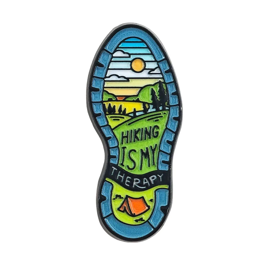Wandern ist meine Therapie Emaille-Pin Lustige Camping-Schuhsohlen-Brosche Outdoor-Abenteuer-Abzeichen Naturliebhaber-Anstecknadeln Rucksack-Schmuck – Detail 1