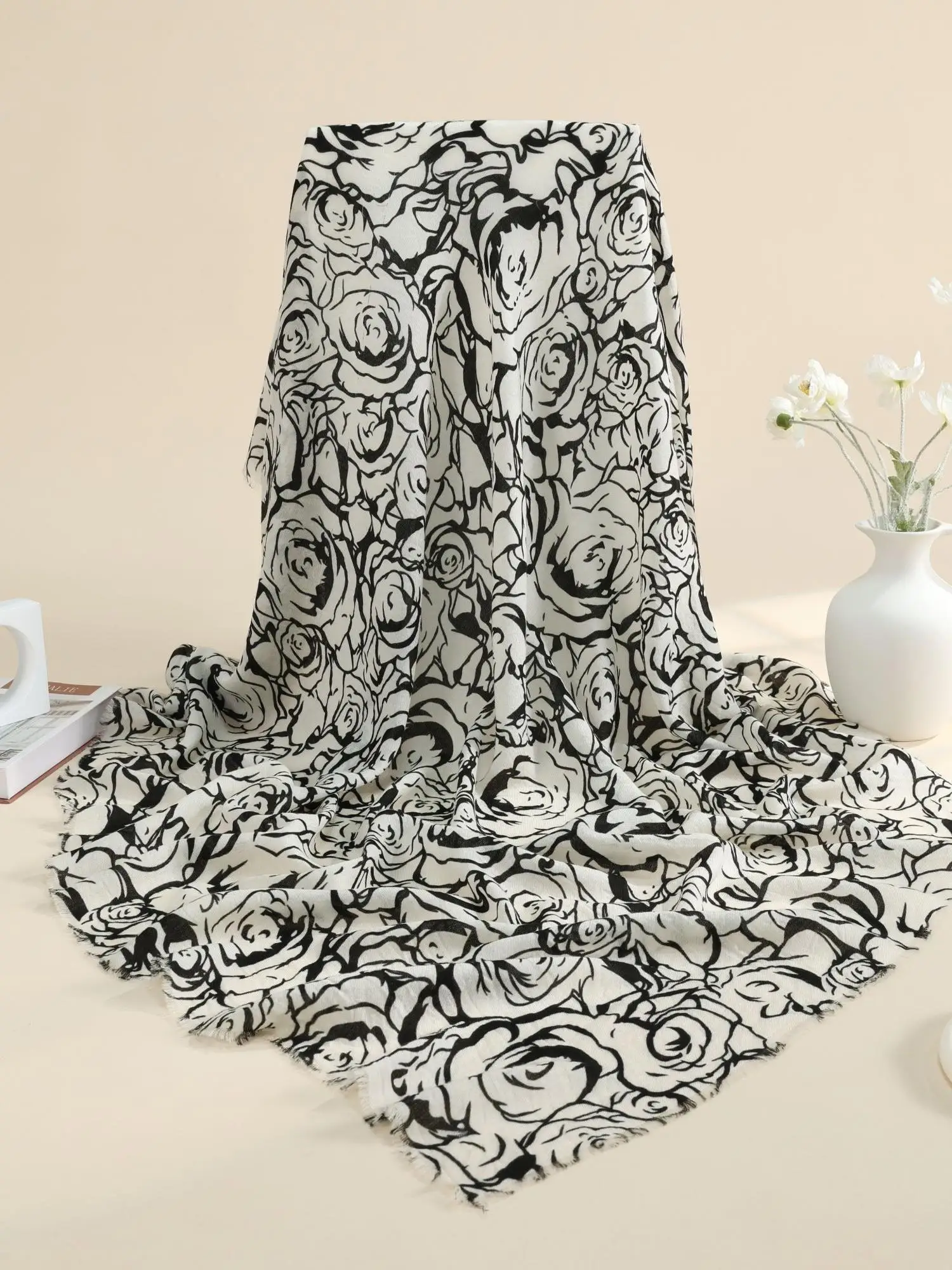 Echarpe-chaude-en-laine-100-blanche-a-motif-floral-ideale-pour-les-voyages-les-epaules-les-bus-l'automne-et-l'hiver