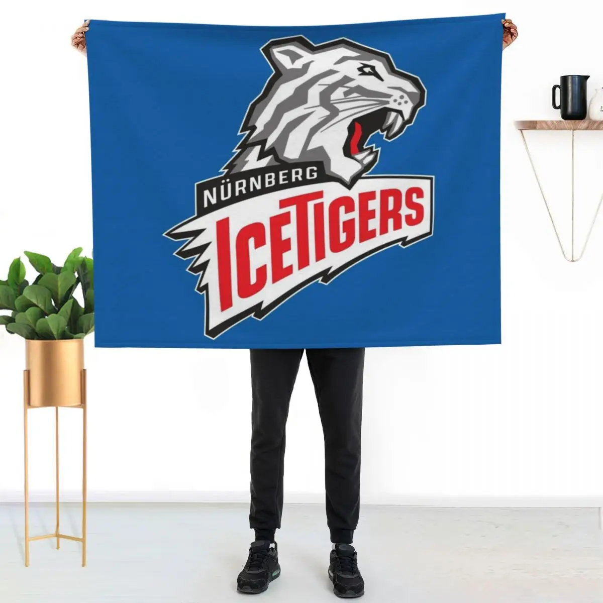 

Nurnberg Ice Tigers Throw Blanket Outdoor Soft Blanket for Picnic Beach Camping