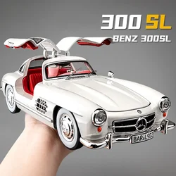 Simulation 1:24 Benz 300SL Vintage Alloy Car Model Sound Light Children Boy Diecast Toy Vehicle Collective Minaiture Voiture